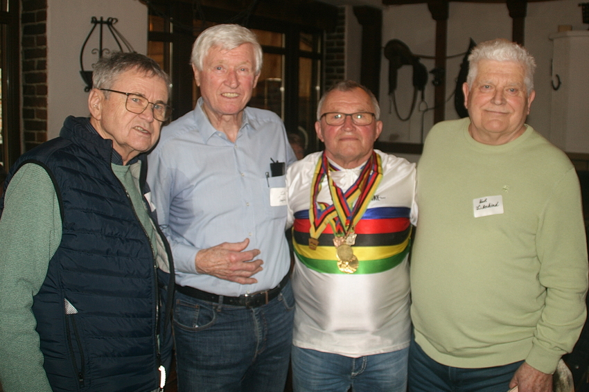 Der Vizegildemeister der Bundes-Ehren-Gilde im Bund Deutscher Radfahrer e. V., Kurt Liebeskind